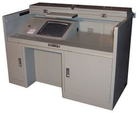 寧波市鄞州康發塑料模具廠 專業機械設備與創新制造